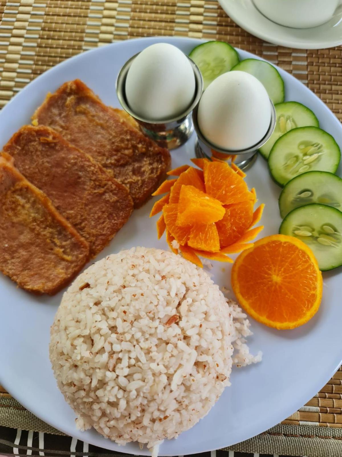 Sarah'S Garden Bnb & Spa Bed and Breakfast Clarin  Esterno foto