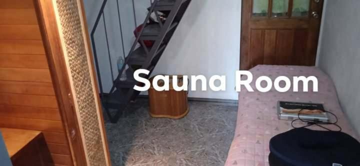 Sarah'S Garden Bnb & Spa Bed and Breakfast Clarin  Esterno foto